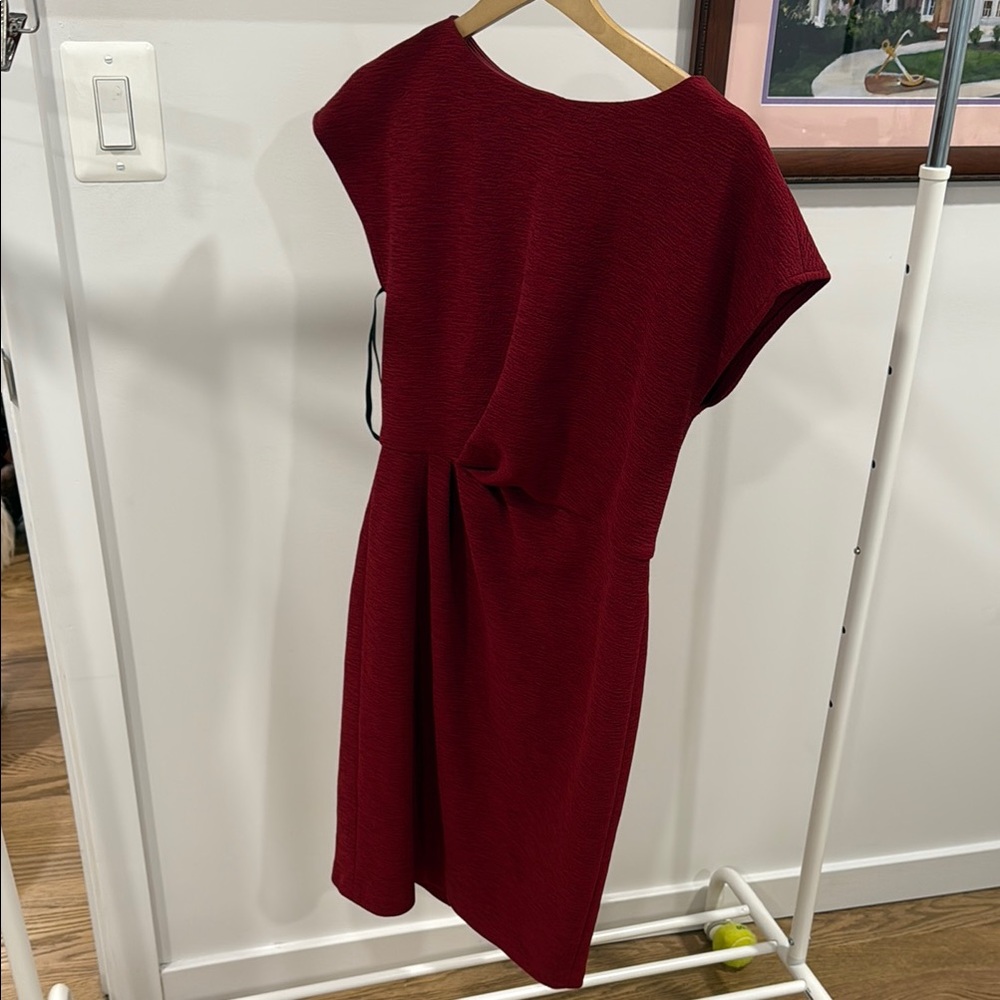 Maggy London Red Sleeve Sheath Dress
